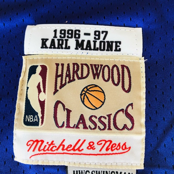 Karl Malone #32 Hardwood Classics Men’s - Picture 4 of 4